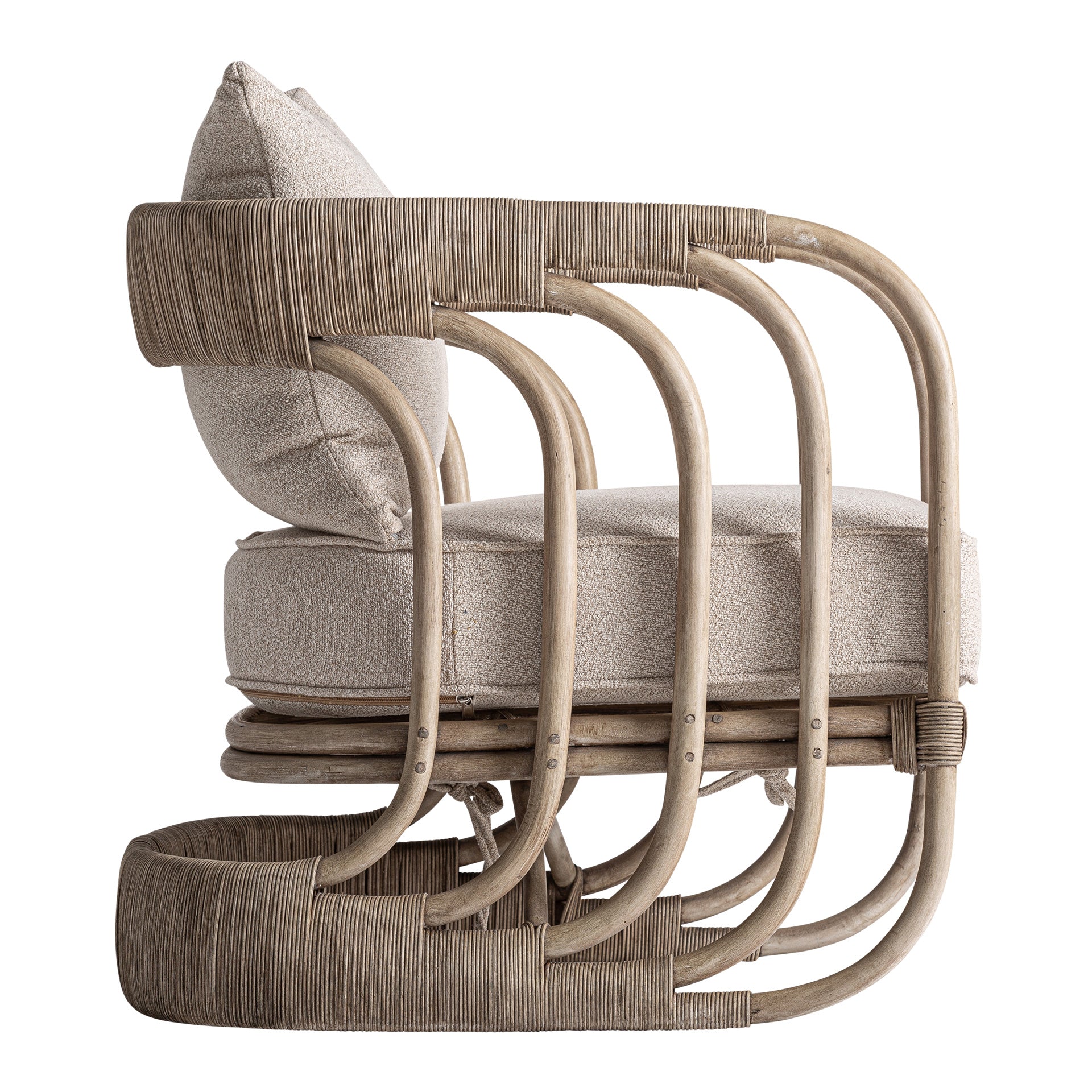 DOUZAINS ARMCHAIR