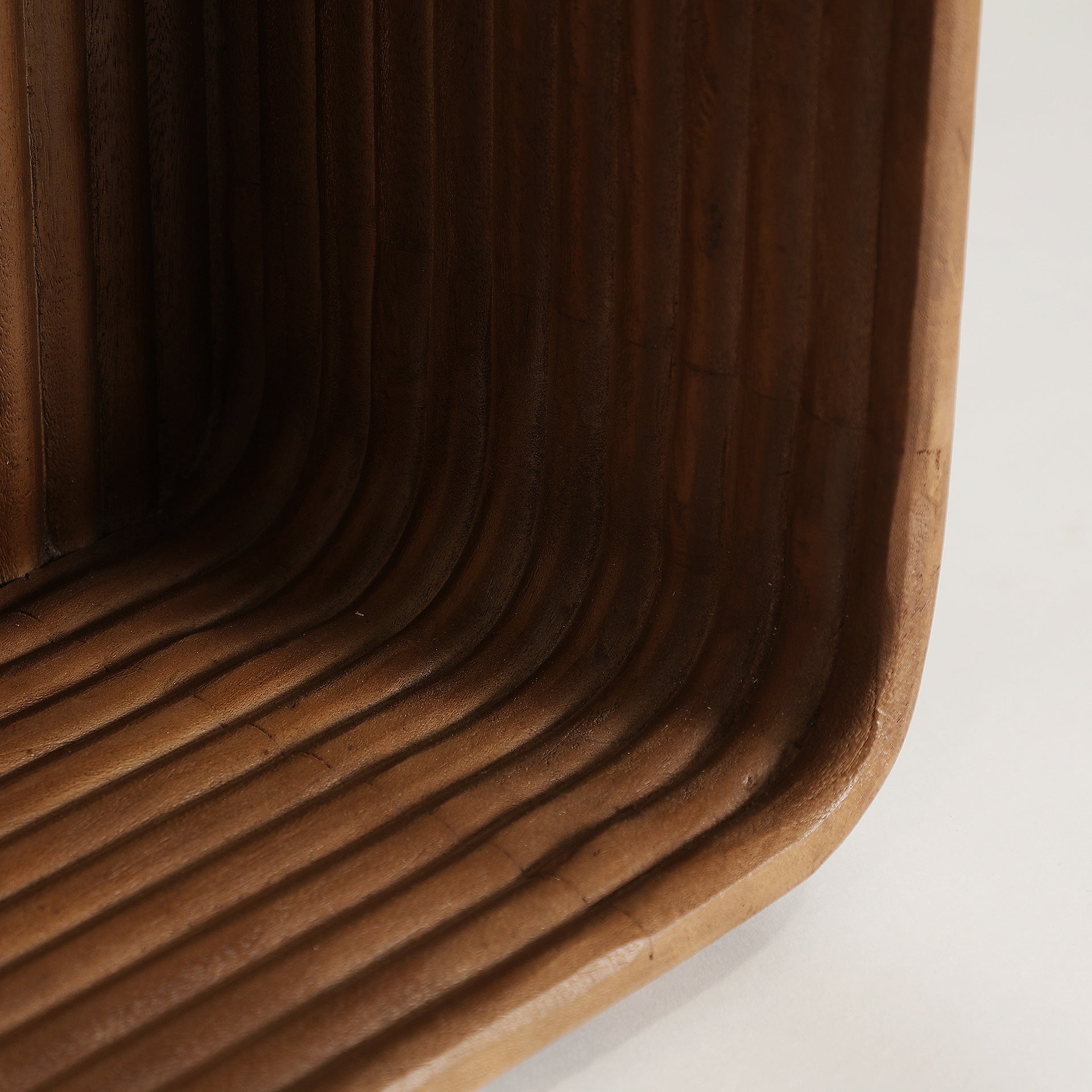 DIUSSE BOOKCASE