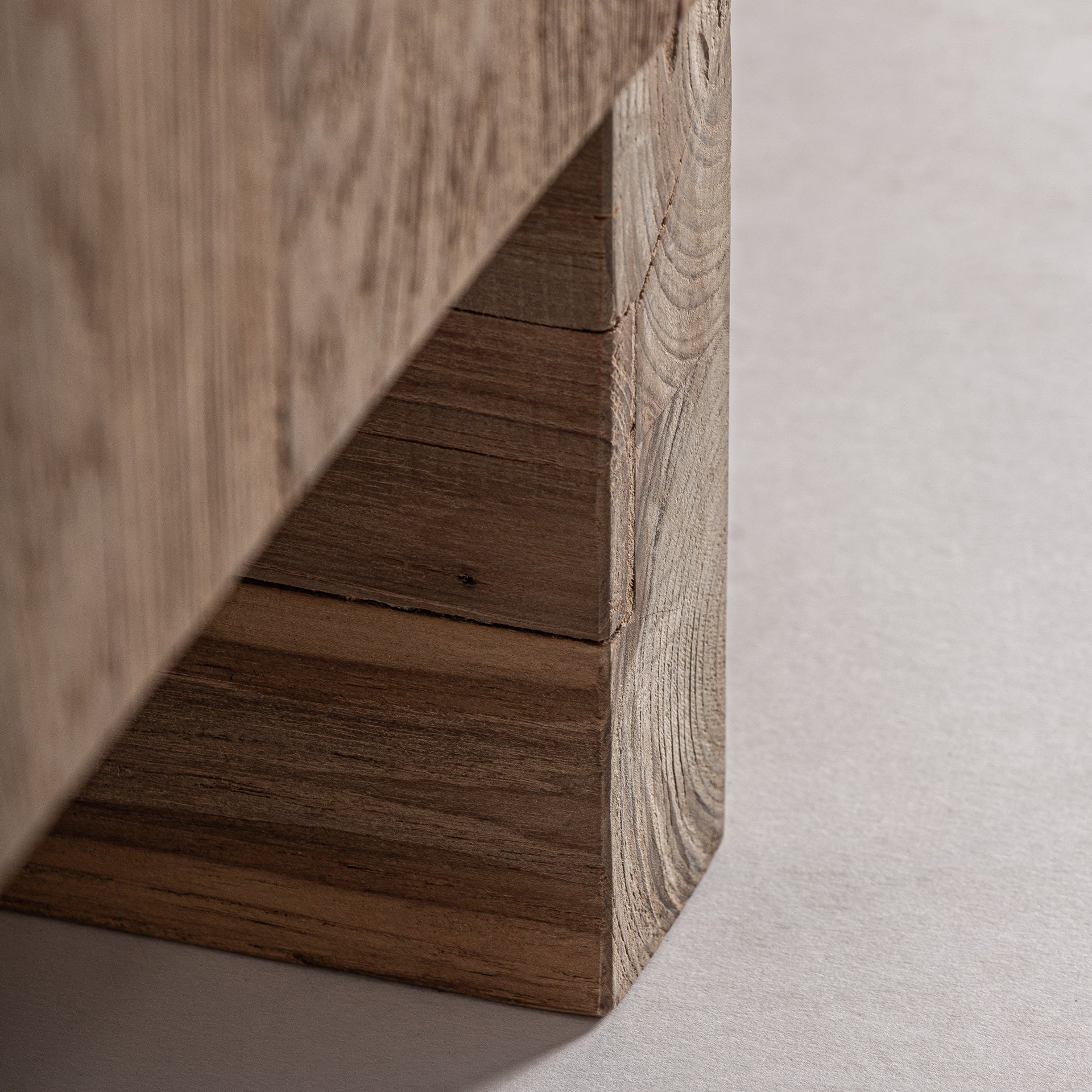 SUKT SIDEBOARD