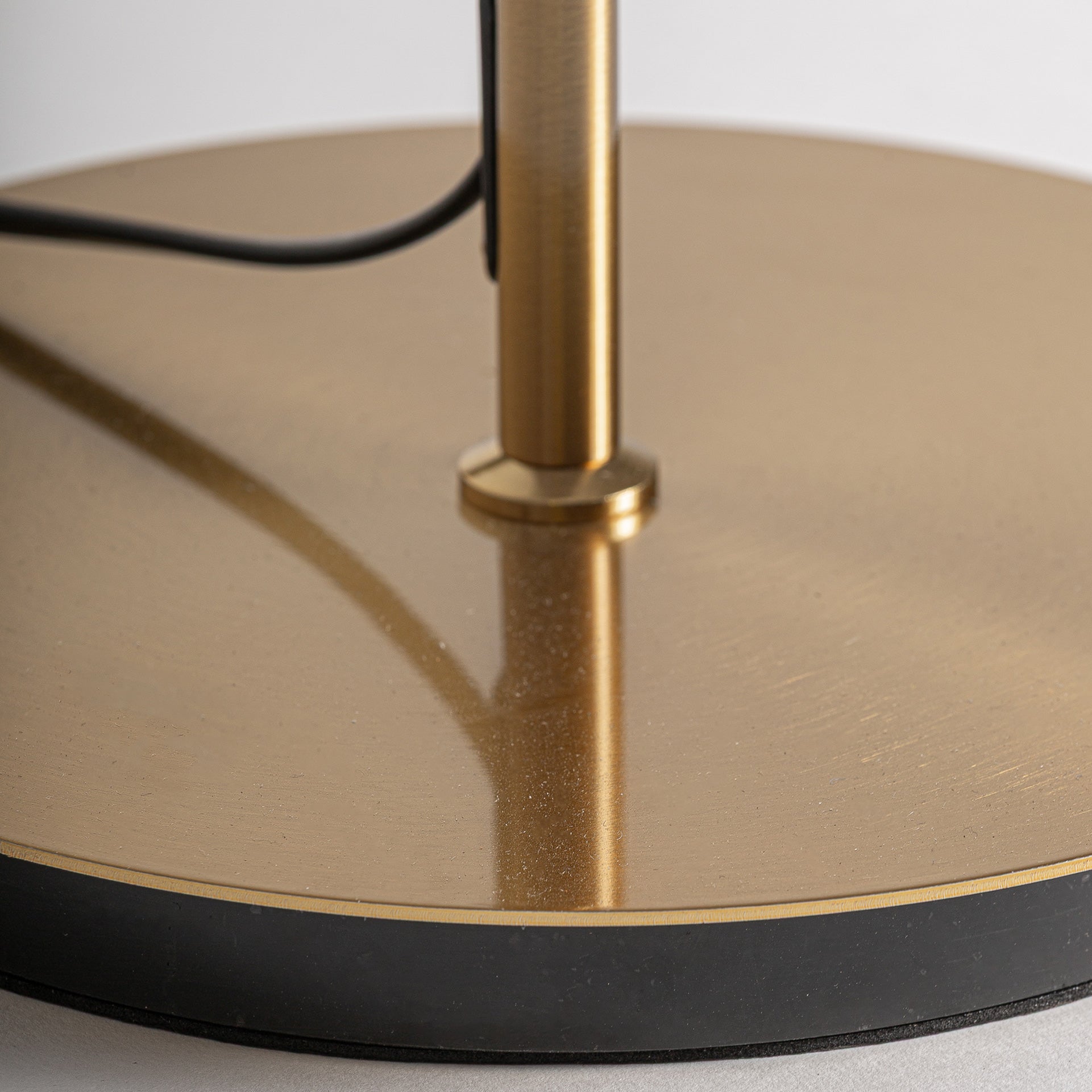 USNAVI FLOOR LAMP
