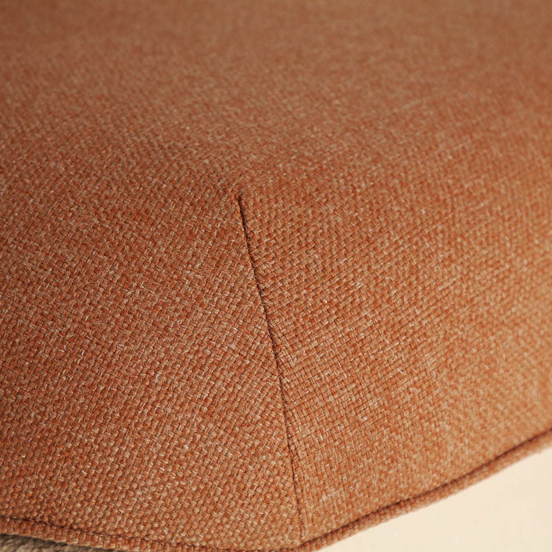 ORCAY ARMCHAIR