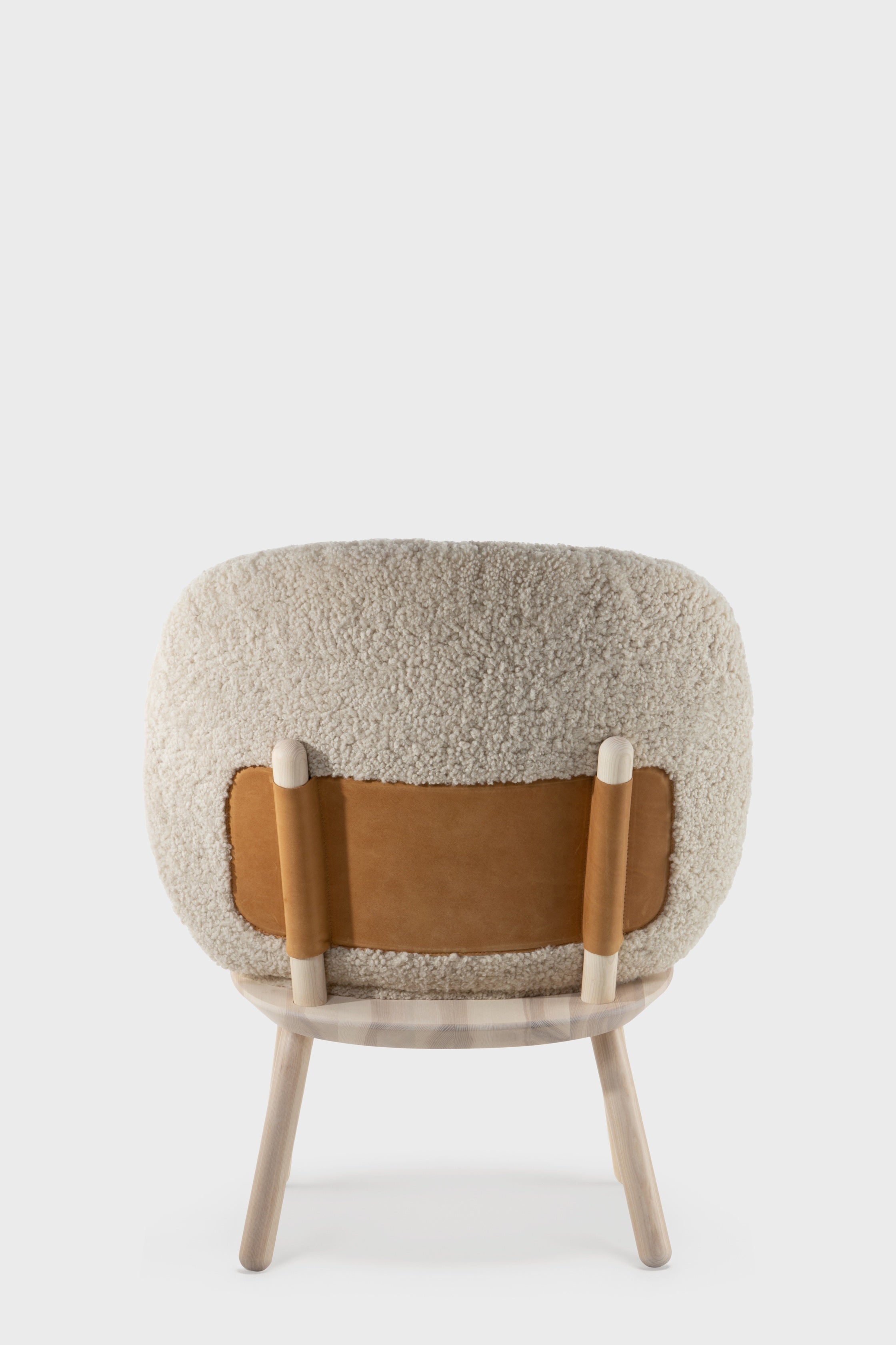 Naïve Low Chair Genuine Sheepskin