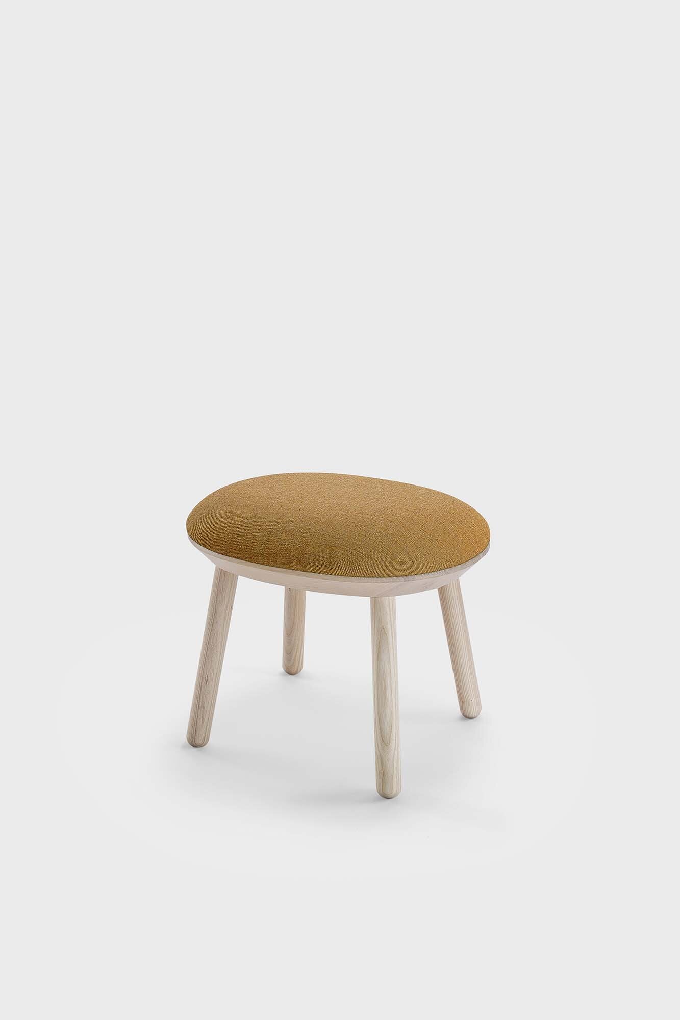 Naïve Ottoman in Natural Ash