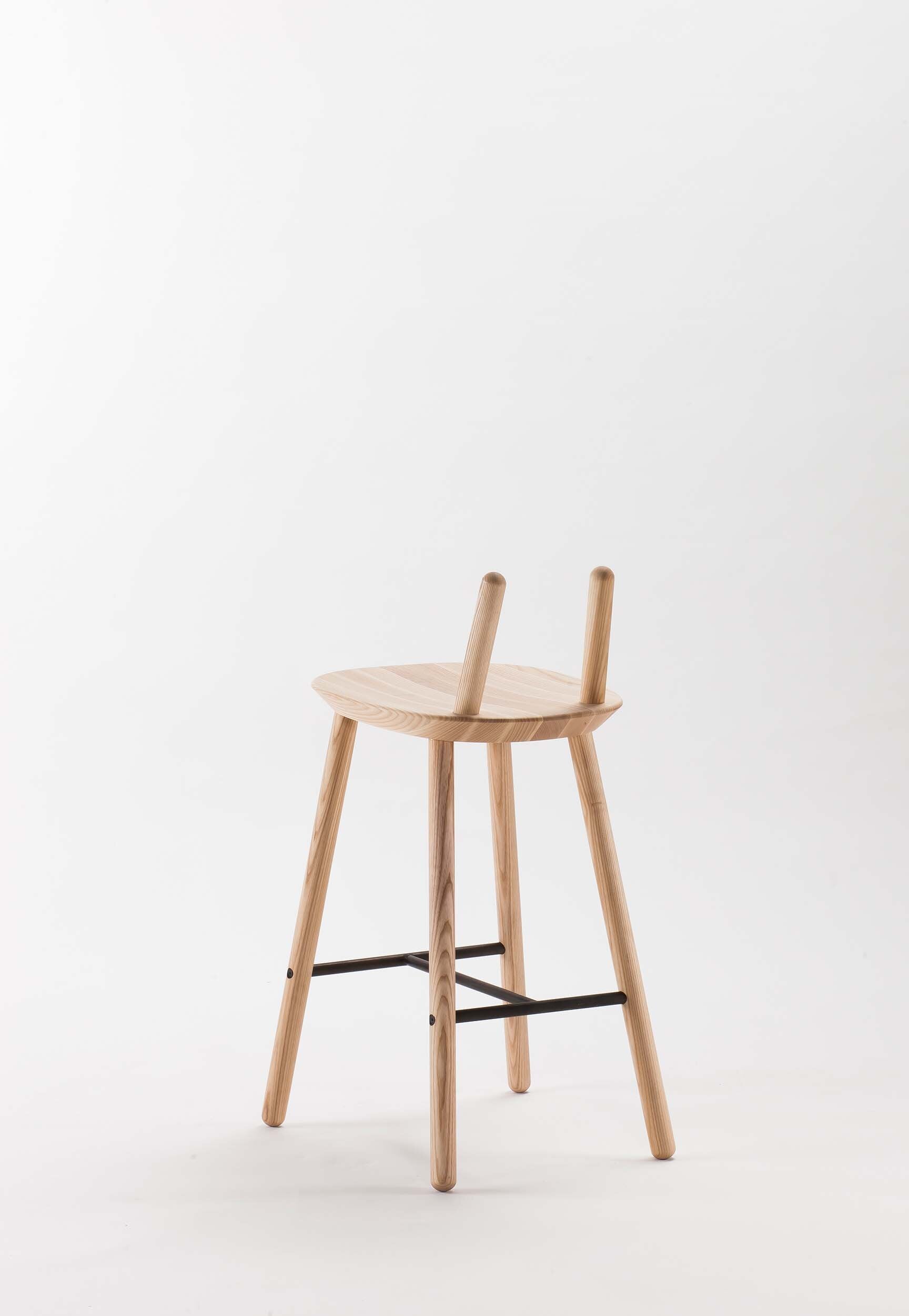 Naïve Semi Bar Stool