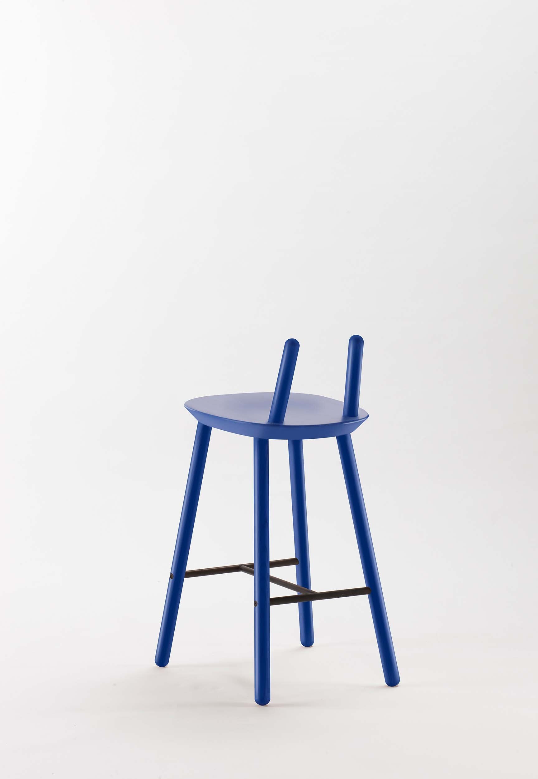 Naïve Semi Bar Stool