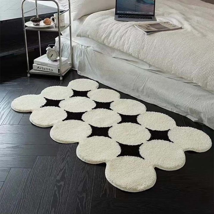 SkandiShop black and white plush rug