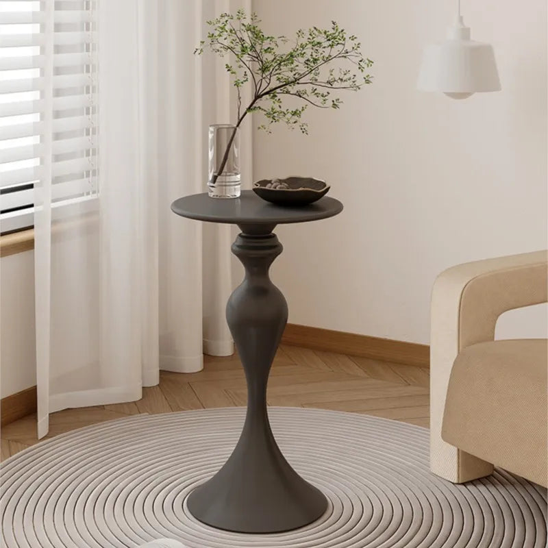 Connecticut Sidetable