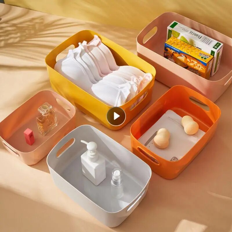SkandiShop S/M/L Plastic Storage Box Kitchen Sundries Storage Baskets With Handle