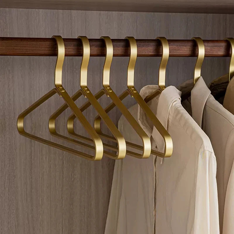 Widen Coat Hangers (1/4pcs)