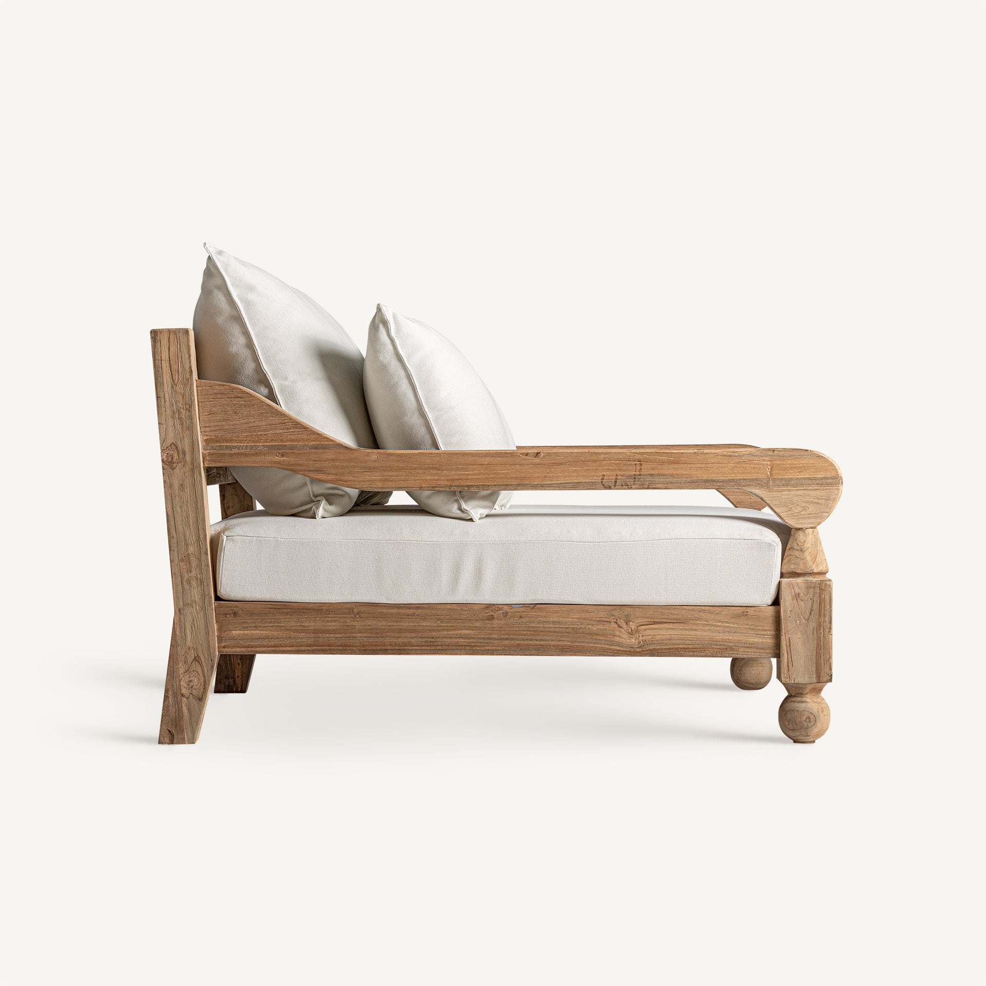 Jodphur Sofa – Kolonialstil-Sofa aus recyceltem Teakholz mit braunem Bezug
