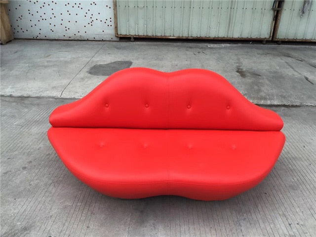 Kiss me baby