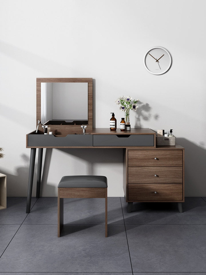 Modern dresser